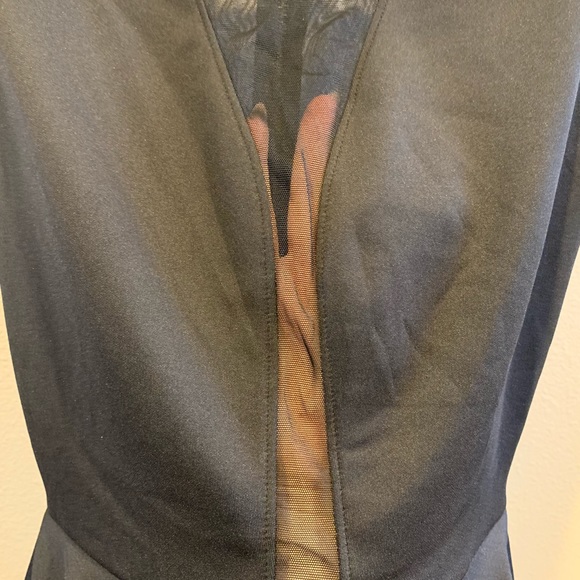 Guess cocktail dress - Picture 2 of 4